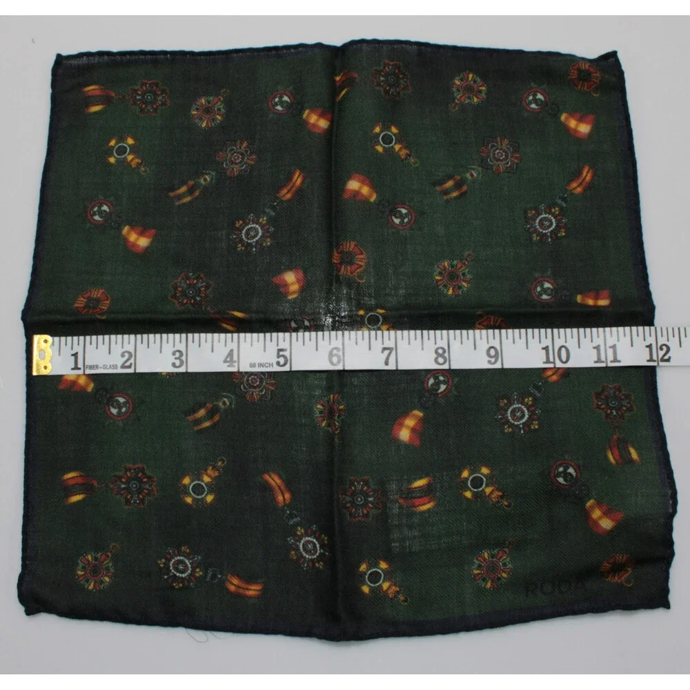 Roda NWT 100% Wool Pocket Square In Green w/ Red, Yellow & Green Medals - Picture 3 of 7